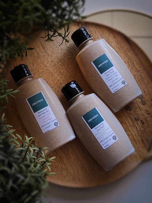 Shampoing anti-poux 250ml, enrichi en huile essentielles biologiques, naturel et certifié ECOCERT, Ideal pour cuir chevelu sensible.